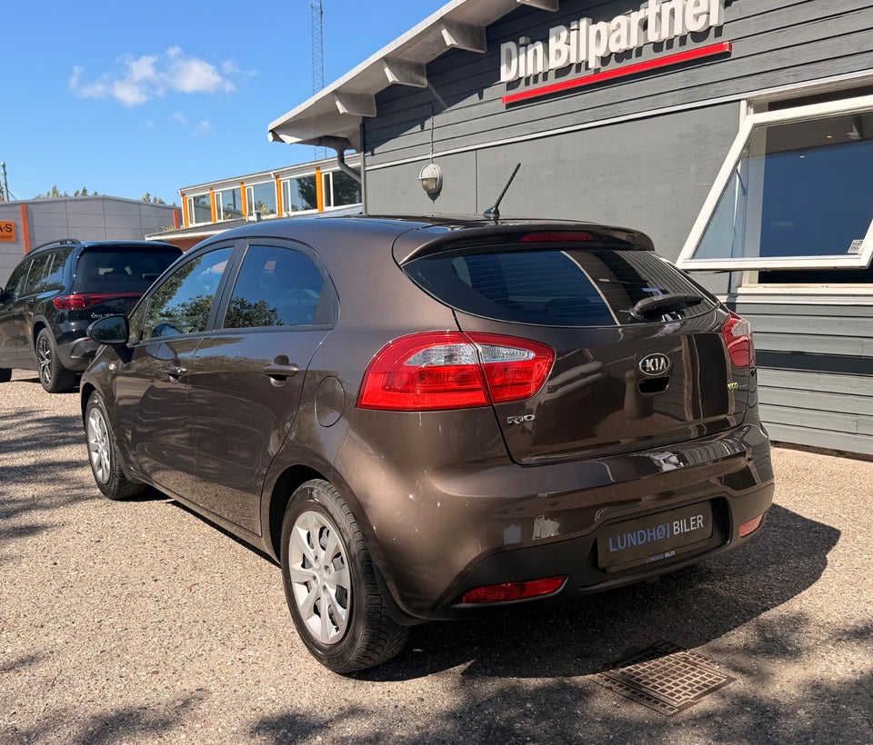 Kia Rio 1,2 CVVT Exclusive 5d