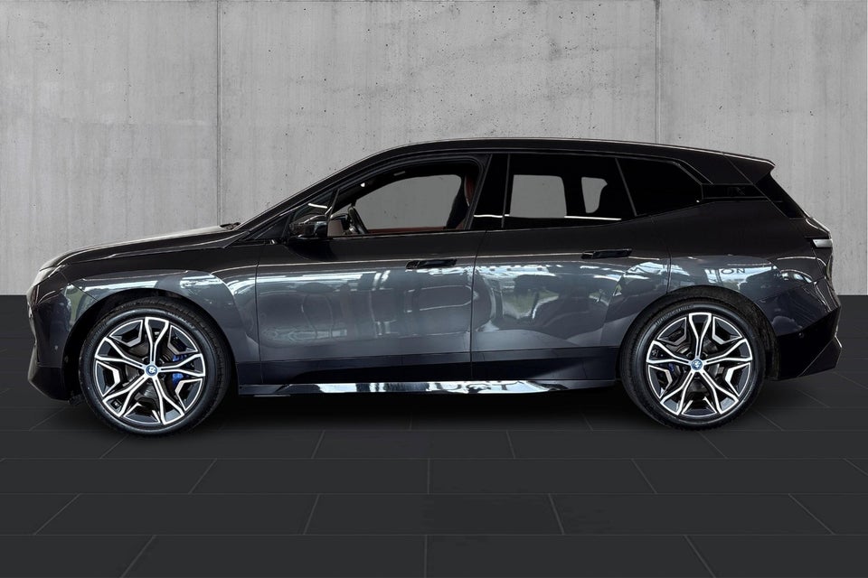 BMW iX xDrive40 Fully Charged 5d