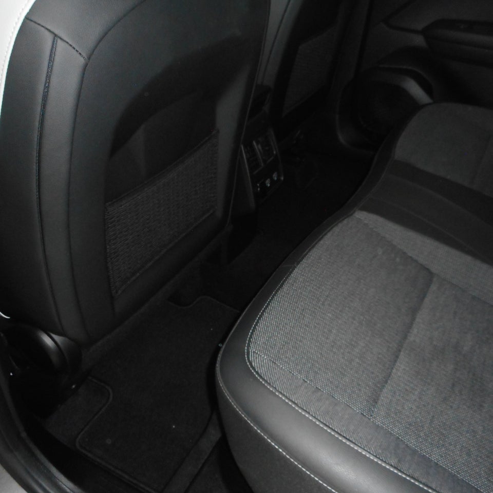 Renault Captur 1,3 TCe 155 Intens EDC 5d
