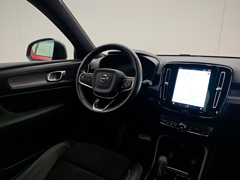 Volvo XC40 P8 ReCharge Twin R-Design 5d
