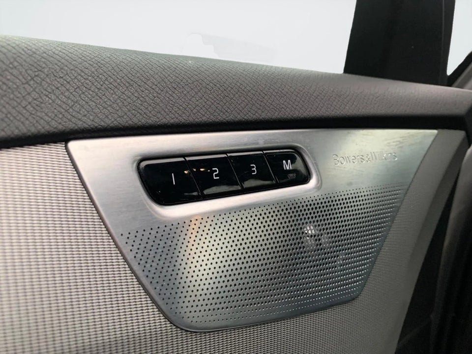 Volvo XC90 2,0 D5 235 R-Design aut. AWD Van 5d