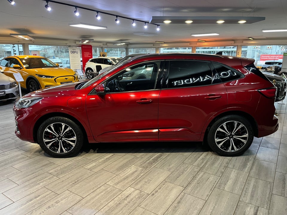 Ford Kuga 2,5 PHEV ST-Line X CVT 5d