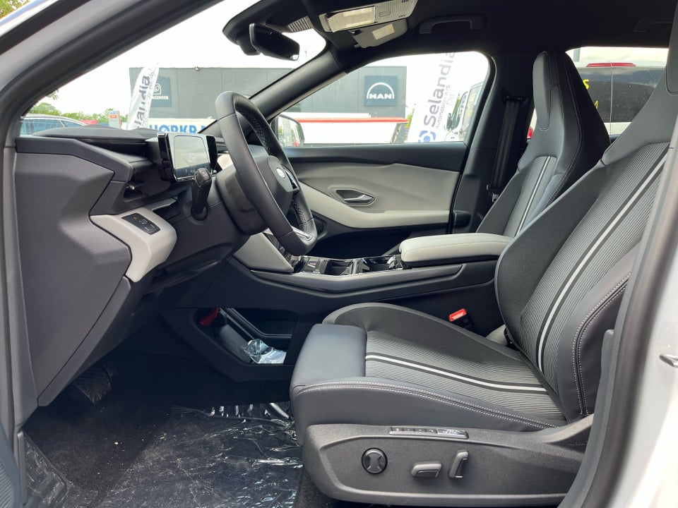 Ford Capri 77 Select Extended Range 5d