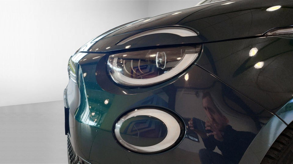 Fiat 500e 42 Icon 3d
