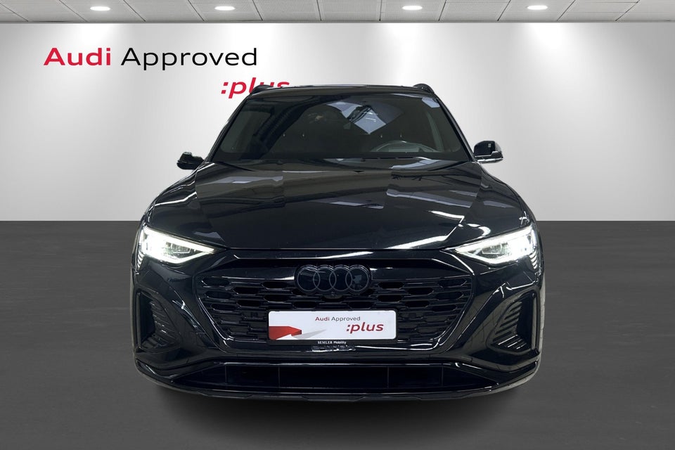 Audi Q8 e-tron 55 S-line quattro 5d
