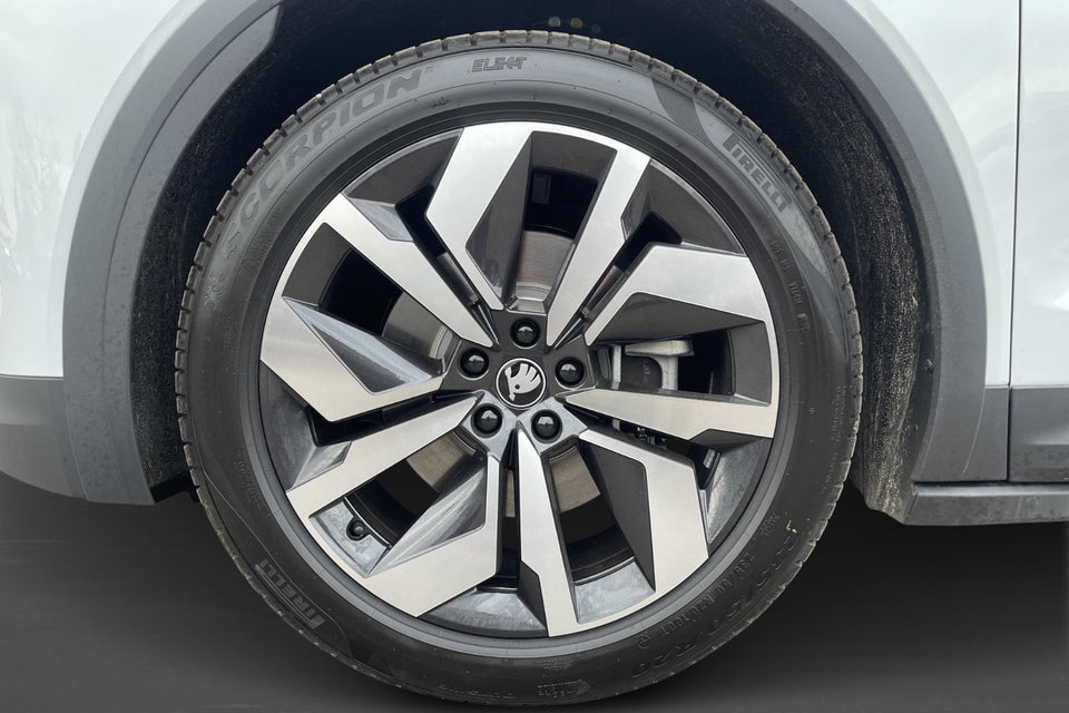 Skoda Elroq 60 iV Sportline 5d