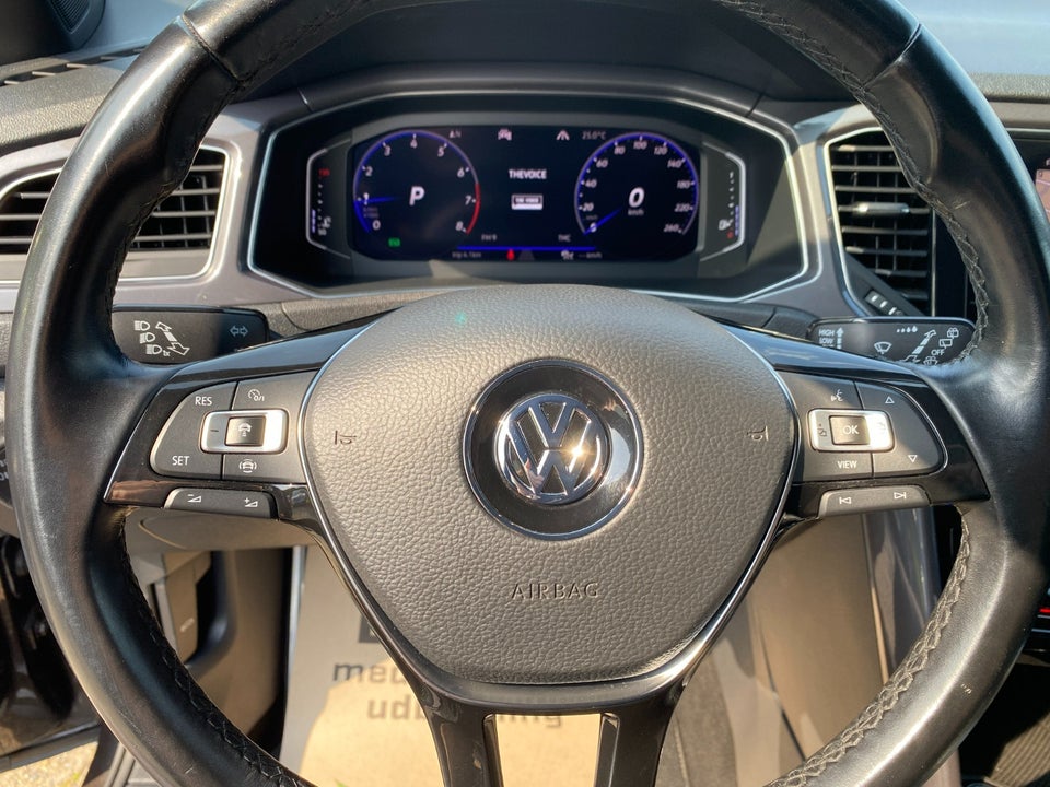 VW T-Roc 1,5 TSi 150 R-line DSG 5d