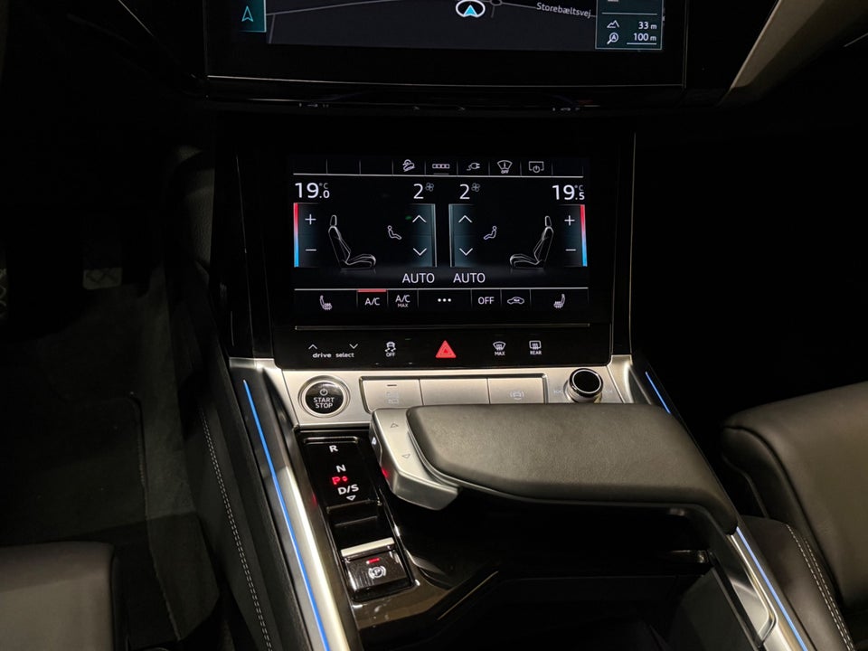 Audi e-tron 55 S-line quattro 5d