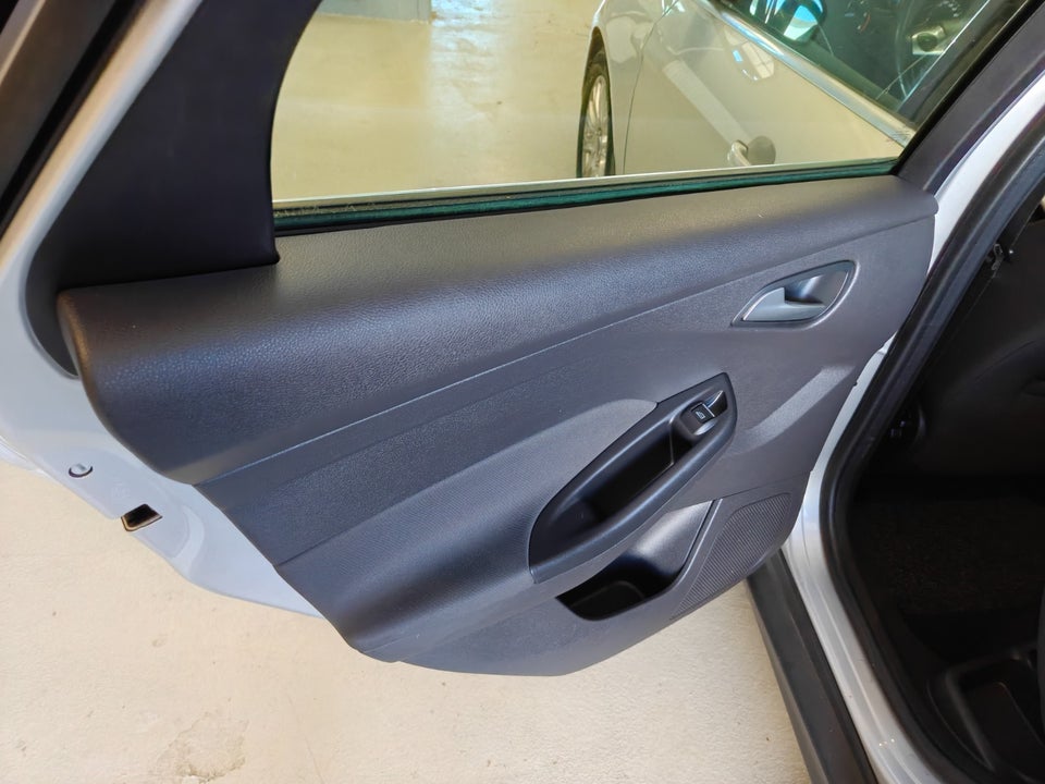 Ford Focus 1,6 TDCi 115 Trend 5d