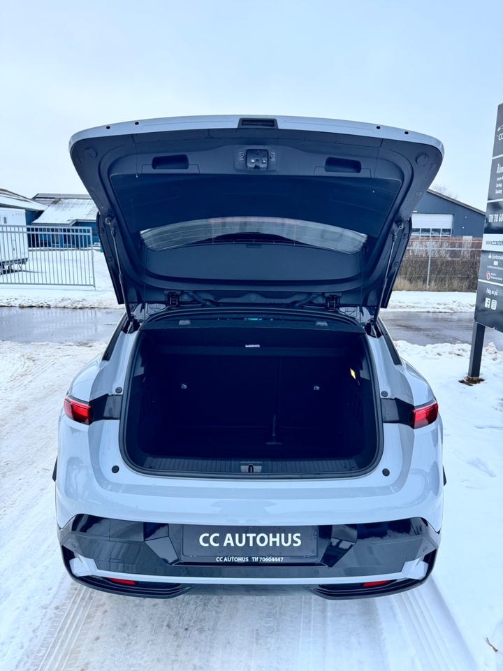 Renault Megane E-Tech 60 Techno 5d