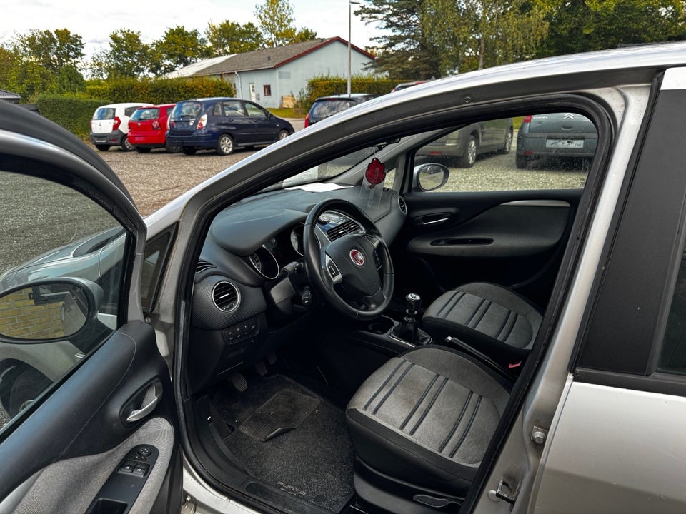 Fiat Punto Evo 1,4 Dynamic 5d