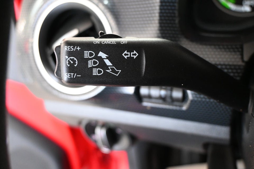 VW e-Up! Move Up! 5d