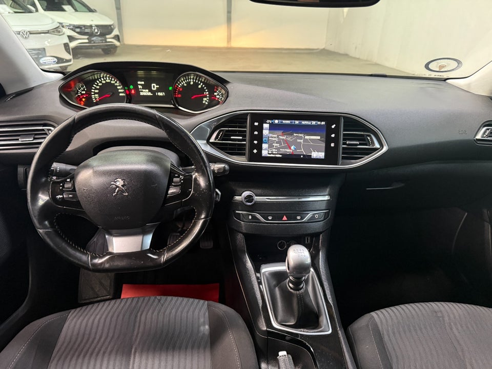 Peugeot 308 1,6 BlueHDi 120 Active SW 5d