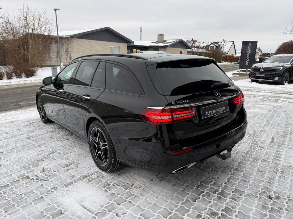 Mercedes E300 e 2,0 AMG Line stc. aut. 5d