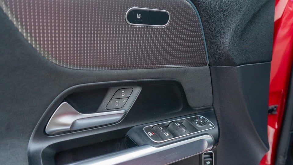 Mercedes EQB250+ AMG Line 7prs 5d