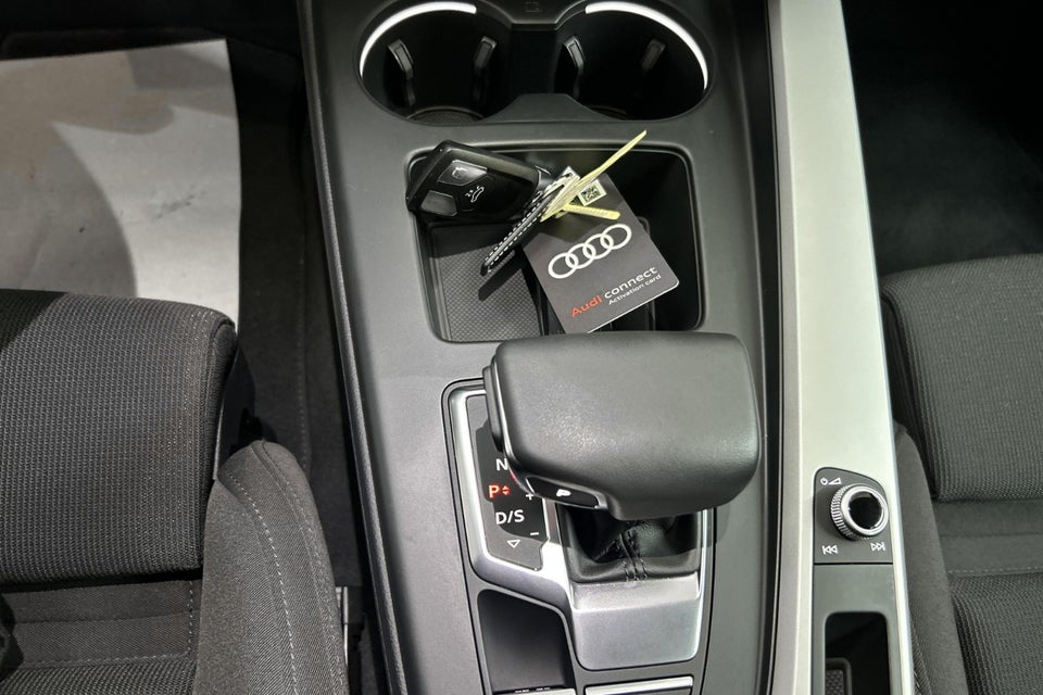Audi A4 40 TFSi Prestige plus Avant S-tr. 5d