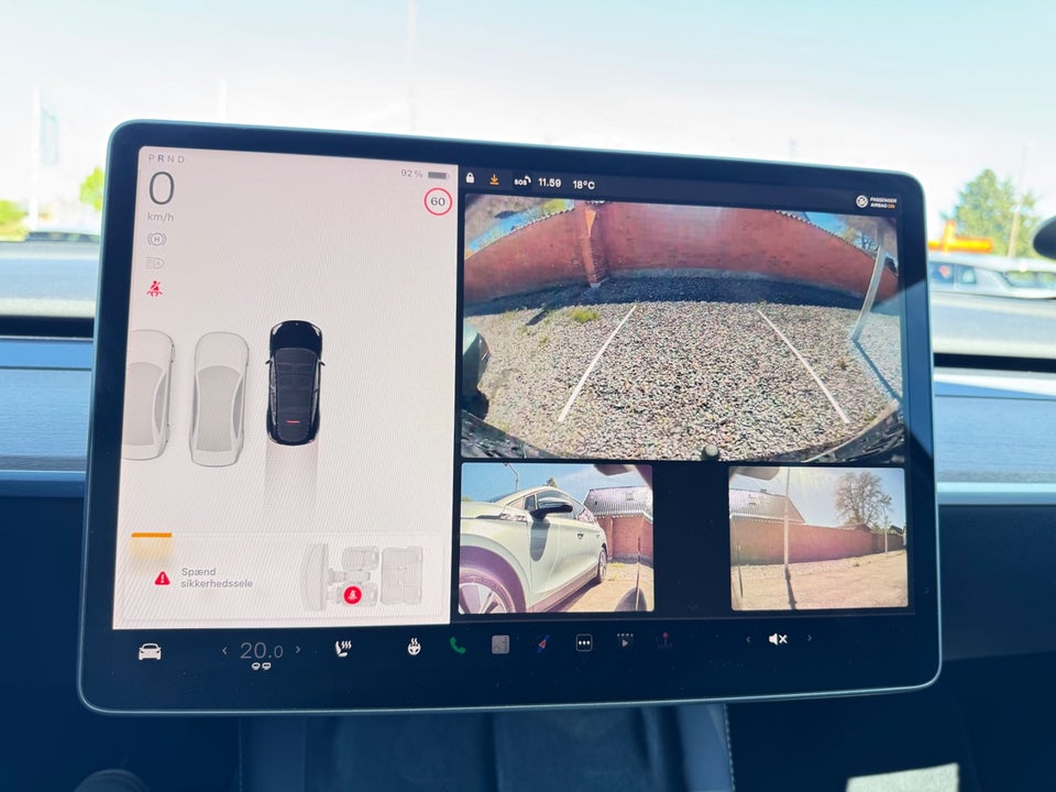 Tesla Model Y Long Range AWD 5d
