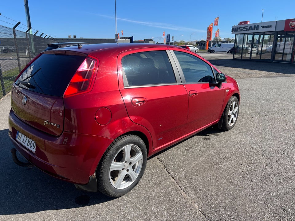 Fiat Punto 1,3 JTD 75 Dynamic 5d