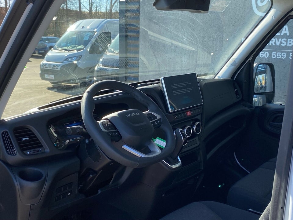 Iveco Daily 3,0 35S18 12m³ Van AG8
