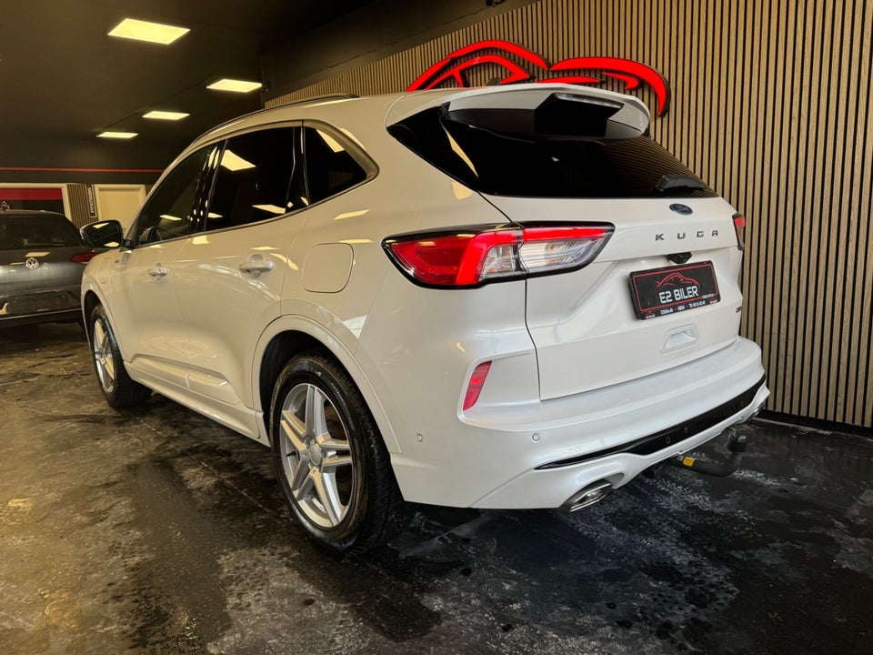 Ford Kuga 2,5 PHEV ST-Line X CVT 5d