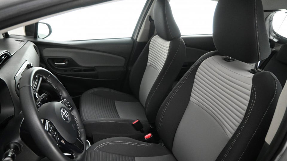 Volvo EX30 Extended Range Plus 5d