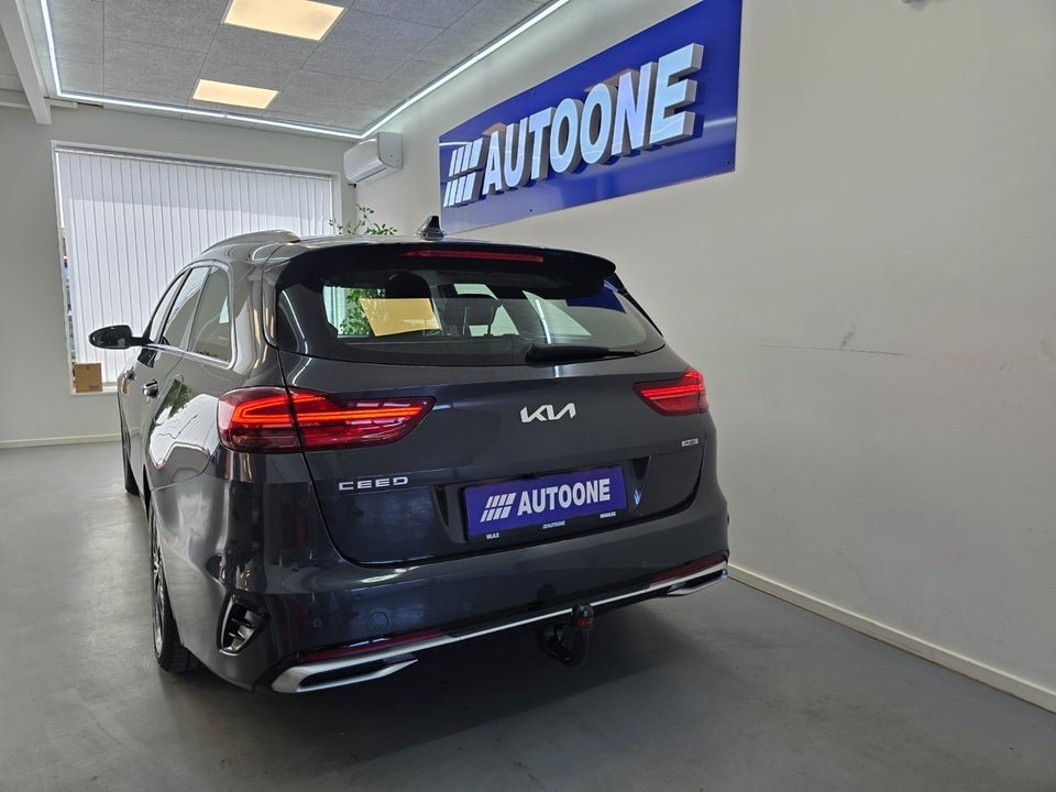 Kia Ceed 1,6 PHEV Prestige SW DCT 5d