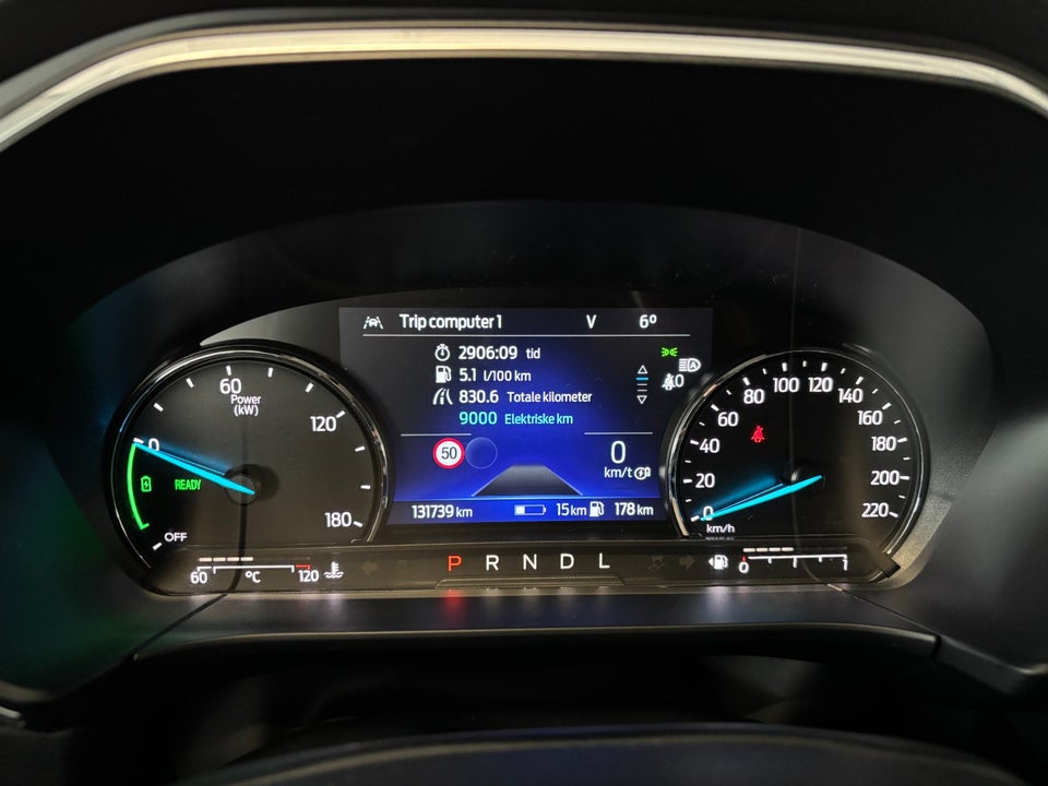 Ford Kuga 2,5 PHEV Titanium X CVT 5d