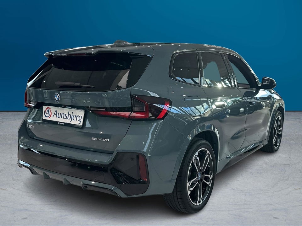 BMW iX1 eDrive20 M-Sport 5d