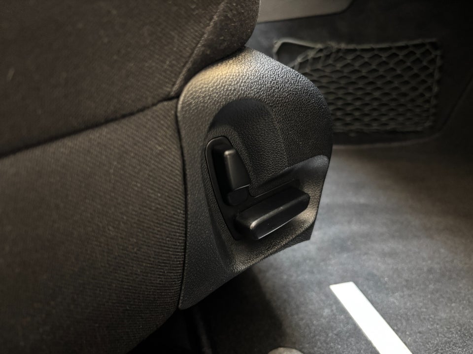 Mercedes E200 1,8 Kompressor Elegance aut. 4d