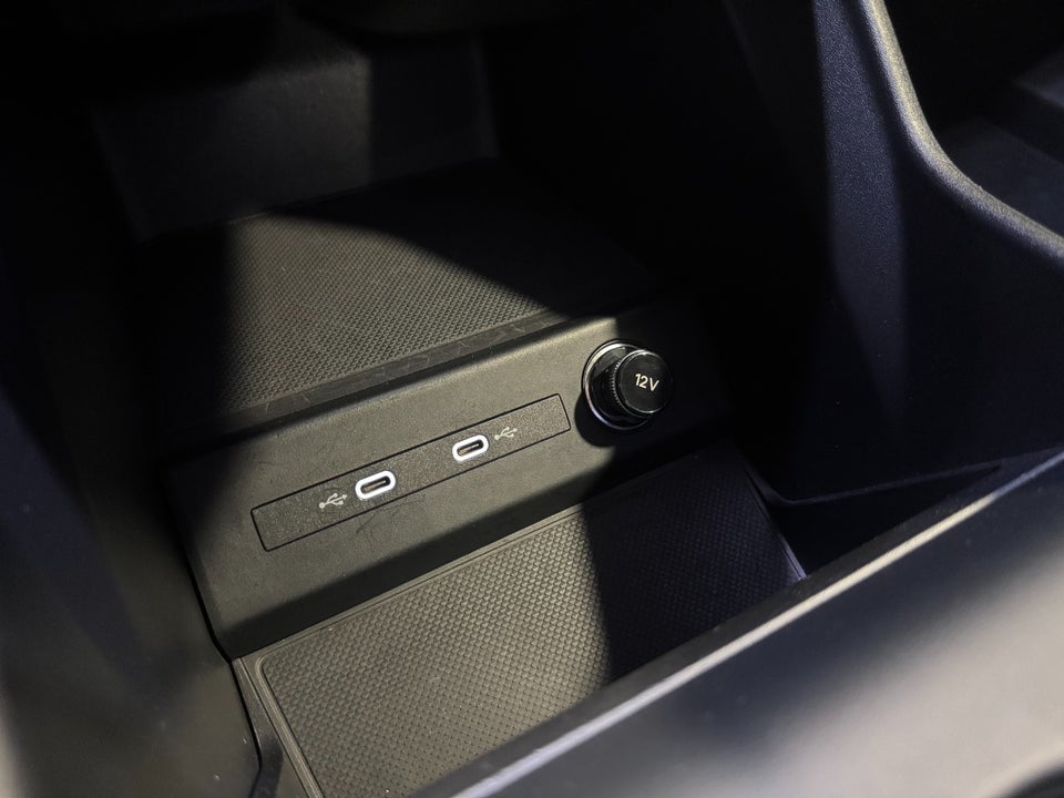 Audi Q4 e-tron 40 Advanced 5d