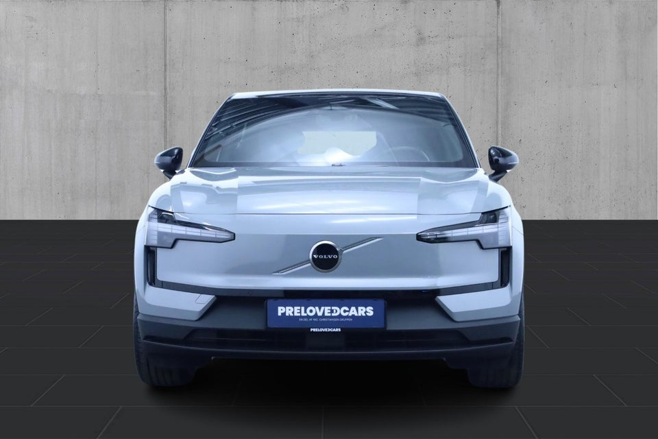 Volvo EX30 Standard Range Plus 5d