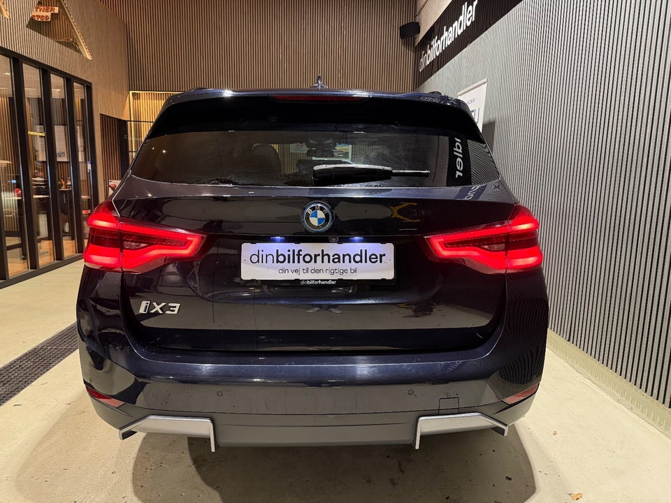 BMW iX3 Charged 5d