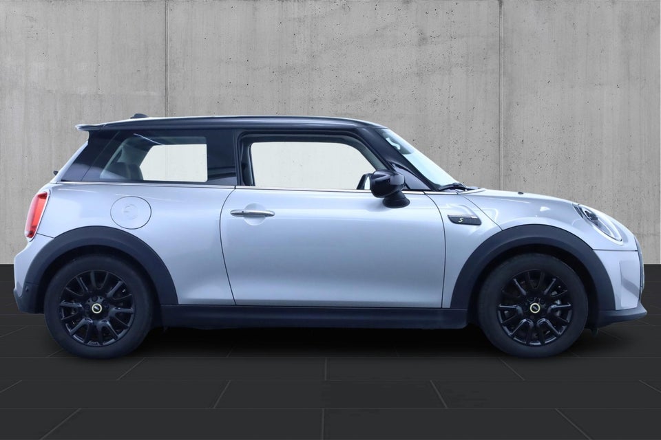 MINI Cooper SE Classic Trim 3d