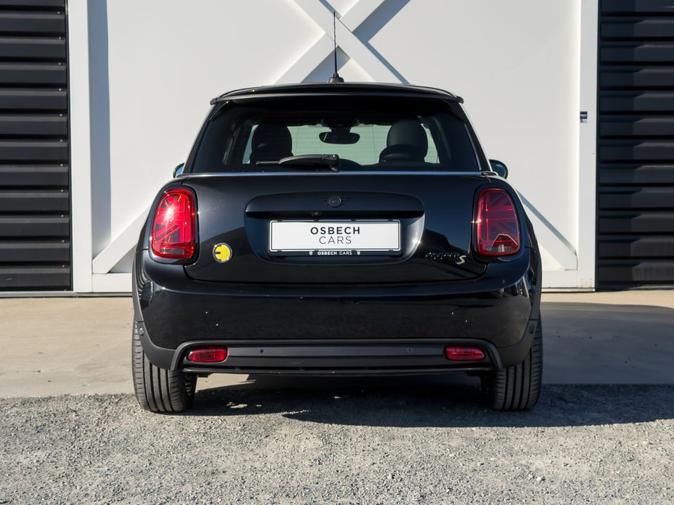 MINI Cooper SE Maximise 3d