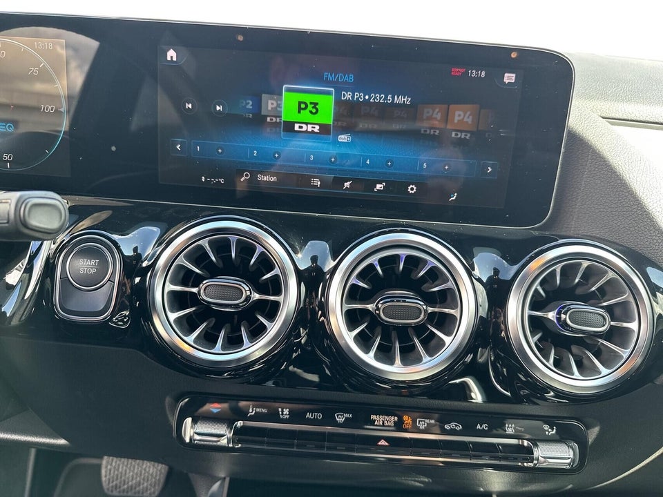 Mercedes EQA250 Progressive 5d