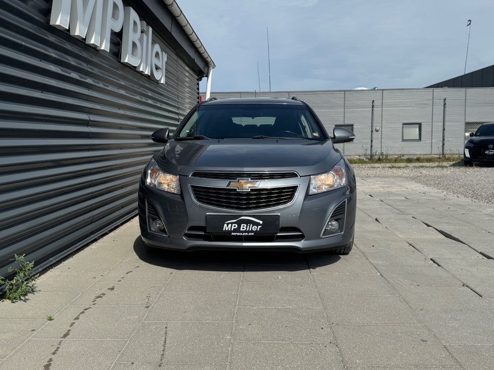 Chevrolet Cruze 2,0 VCDi 163 LT stc. ECO 5d