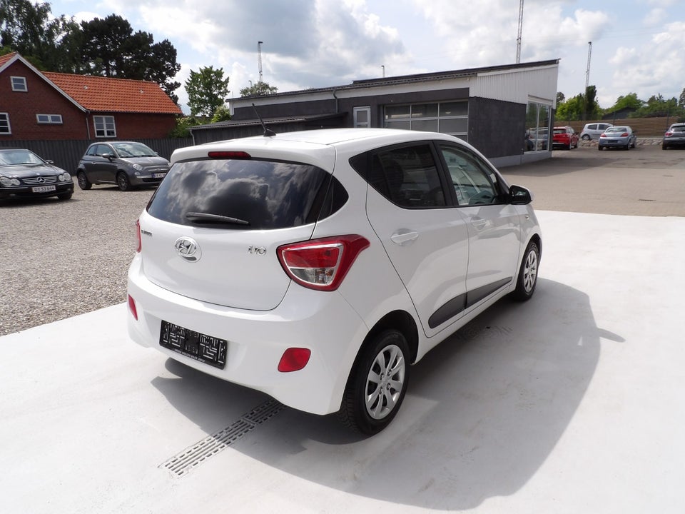 Hyundai i10 1,0 EM-Edition Eco 5d