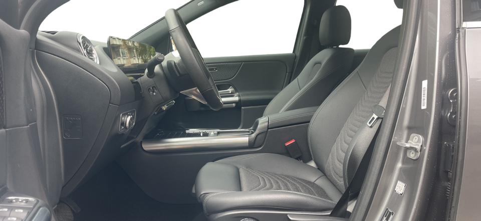 Mercedes EQA250+ Progressive Advance 5d