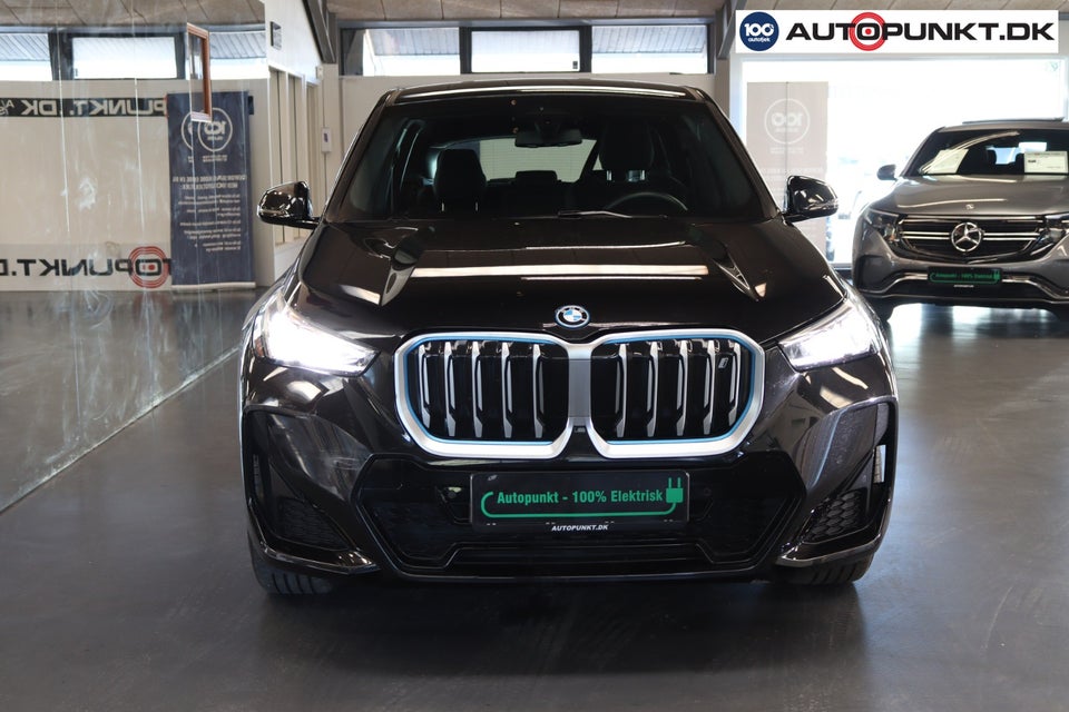 BMW iX1 xDrive30 M-Sport 5d