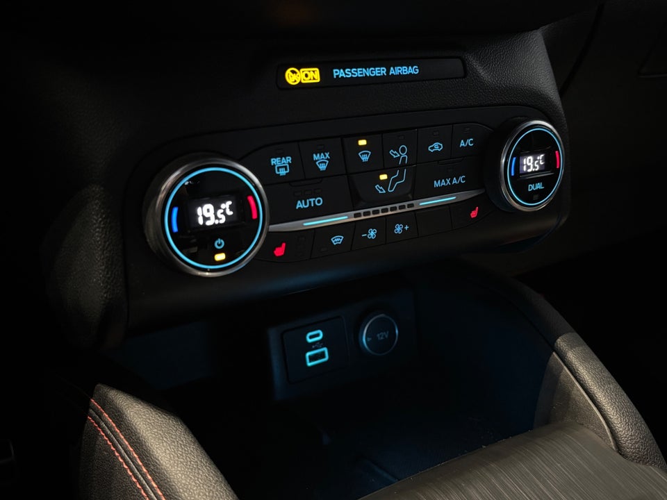 Ford Kuga 2,5 PHEV ST-Line CVT 5d