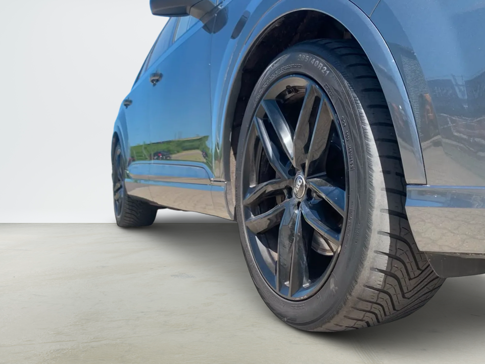 Audi Q7 3,0 TDi 272 S-line quattro Tiptr. 7prs 5d