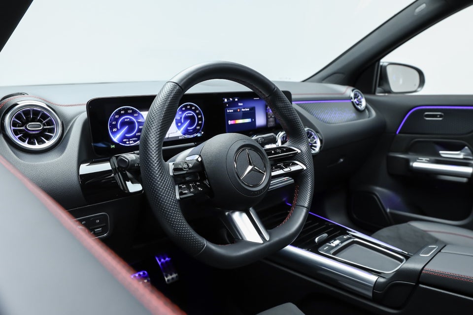 Mercedes EQA250+ AMG Advance 5d