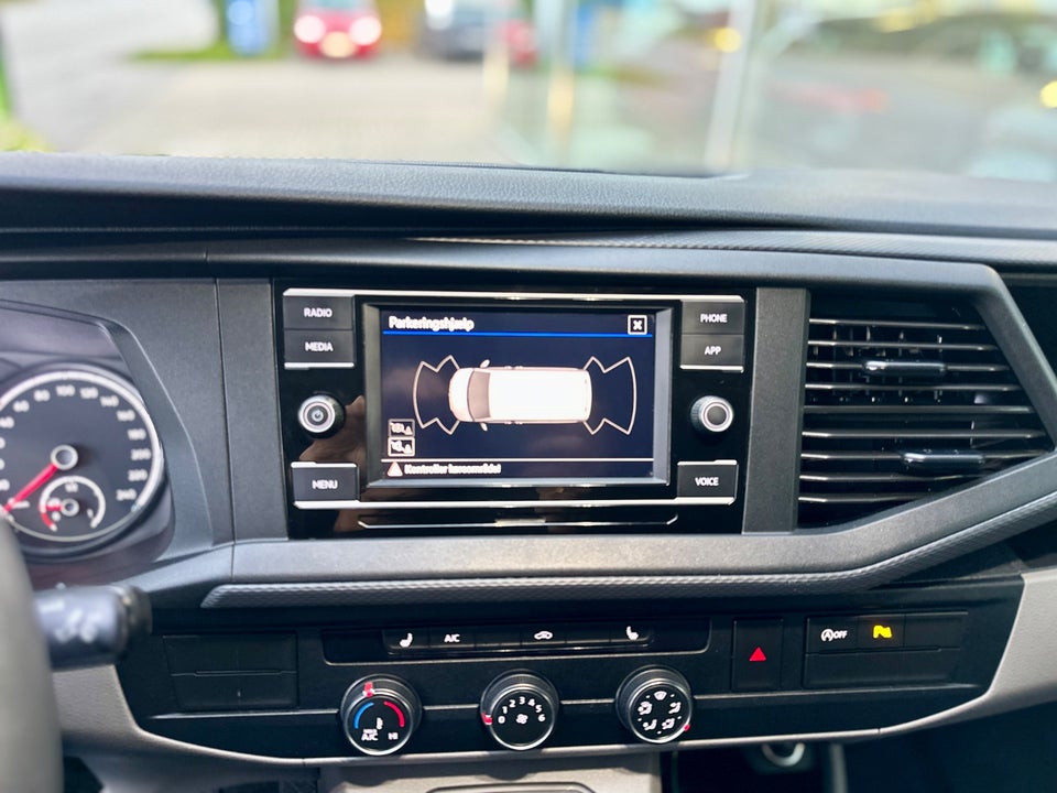 VW Transporter 2,0 TDi 150 Kassevogn DSG lang