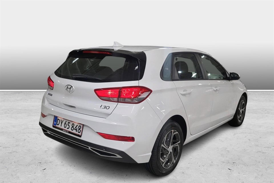 Hyundai i30 1,0 T-GDi Essential DCT 5d