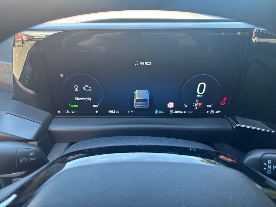 Ford Transit Custom 320L 2,5 PHEV Sport CVT