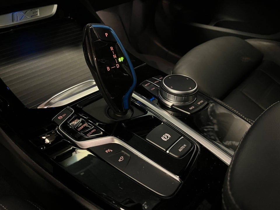 BMW iX3 Charged Plus 5d