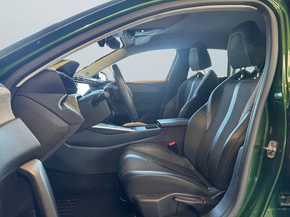 Peugeot 308 1,6 Hybrid First Selection+ SW EAT8 5d