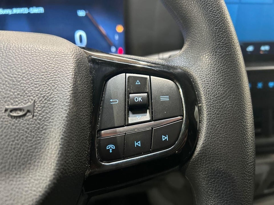 Ford E-Transit Custom 320L 64 Trend