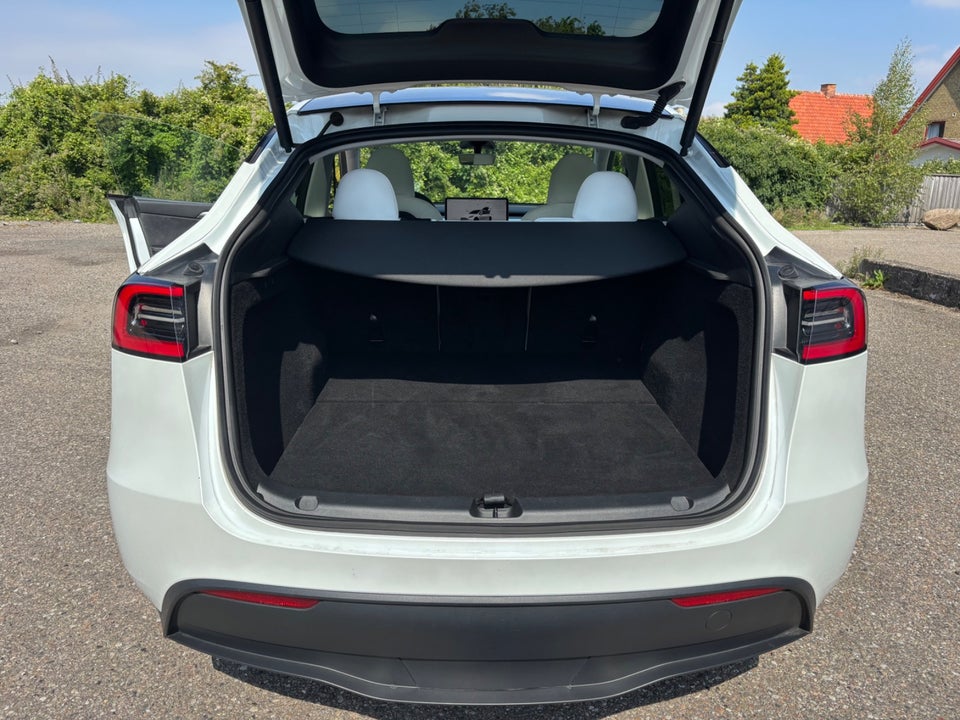 Tesla Model Y Performance AWD 5d