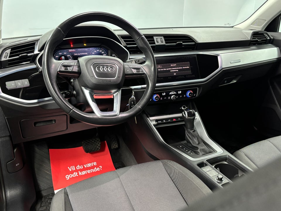 Audi Q3 45 TFSi e Attitude plus S-tr. 5d